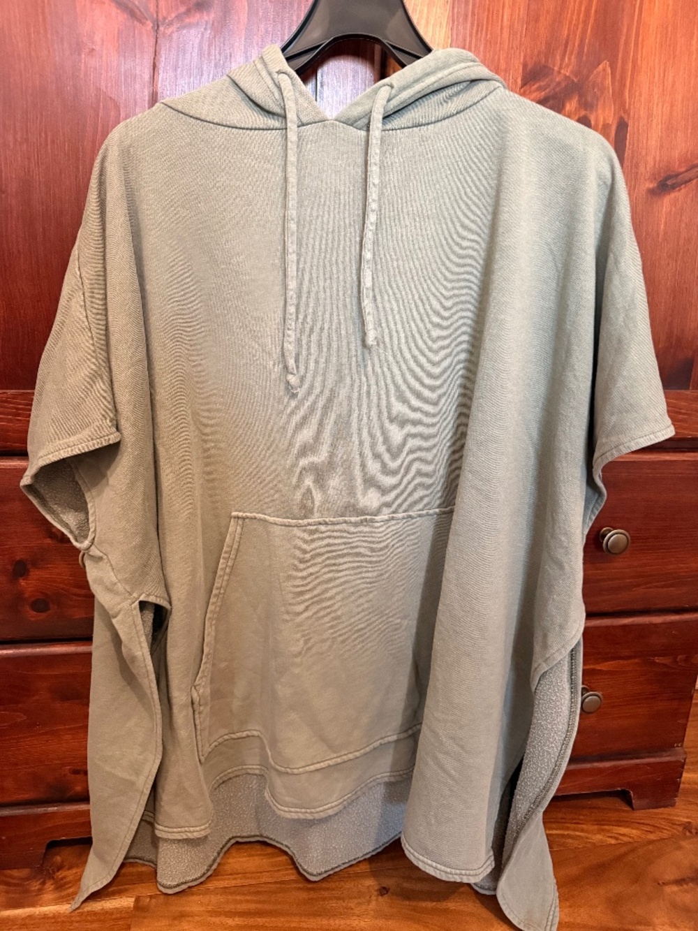 American Eagle Pancho sweatshirt